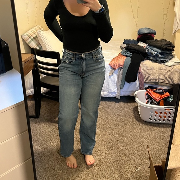 American Eagle Jeans - Picture 3 of 5